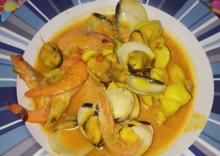 Caldereta de pescado y marisco fácil en MC Receta de isa24 Cookpad