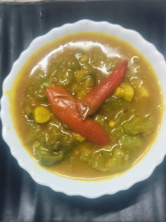 गिलकी की सब्जी रेसिपी मुख्य फोटो