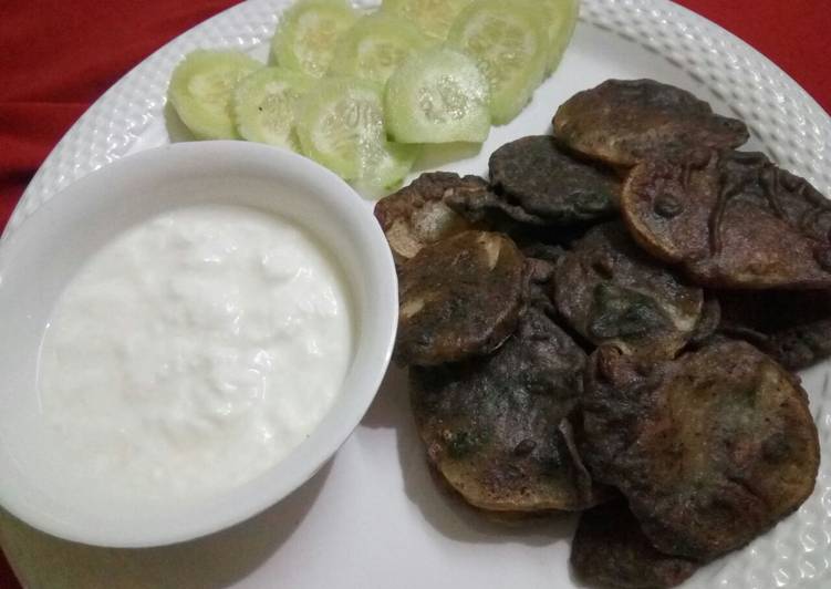 Easiest Way to Prepare Any-night-of-the-week Kuttu potatoes fritters