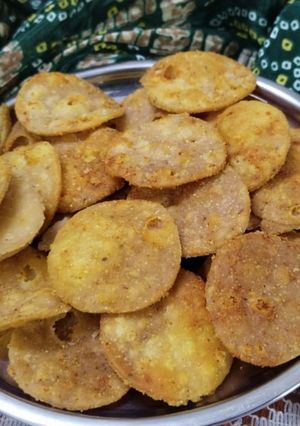 मसाला पापडी रेसिपी मुख्य फोटो
