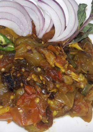 बैंगन का भरता (Baingan ka bharta recipe in hindi) रेसिपी मुख्य फोटो