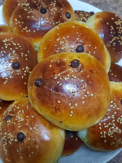 Una foto de Brioche de chocolate sin amasar sólo con una espátula muy suave