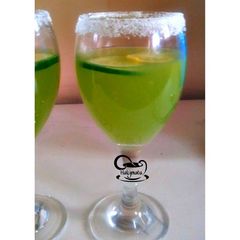A picture of Cucumber lemonade.