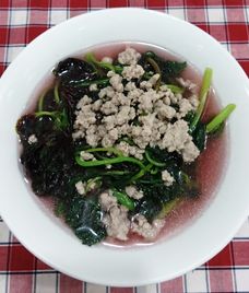 canh rau dền thịt
