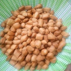 A picture of Chin-chin.
