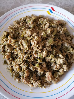 Una foto de Huevos revueltos con pavo y habas (Thermomix-TM6)