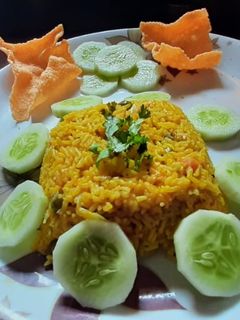 फ्लॉवर मटार खिचडी (khichdi recipe in marathi) रेसिपी चे मुख्य फोटो