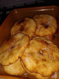 Una foto de Torta fritas (sin tacc)
