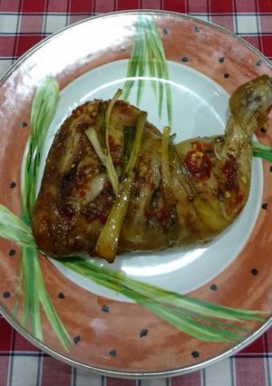 Hình của món Gà nướng mật ong.