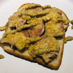 A picture of Crockpot Kielbasa and Kraut with Beer 🍺.