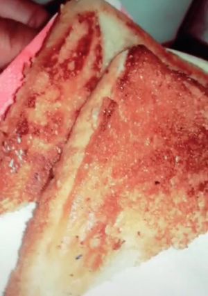 A picture of Sweet bread toast.