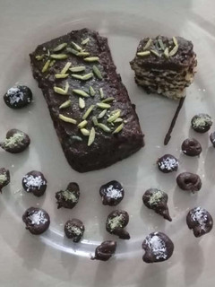 عکسی از دستور کیک یخچالی