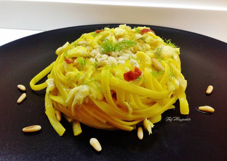 Linguine rigate con zafferano e spigola al profumo di finocchio