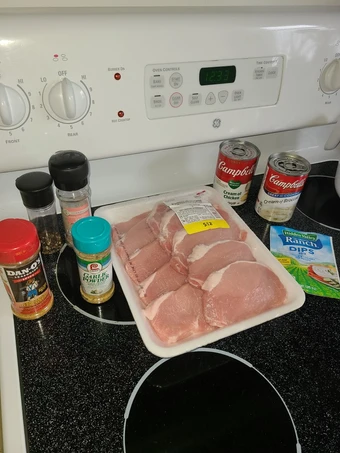 Easy Way Make Recipe Crock pot creamy ranch pork chops that is Awesome, So Delicious}