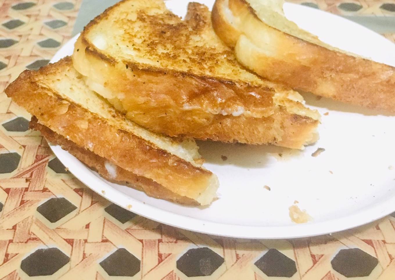 Malai sandwich