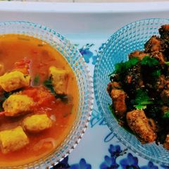 A picture of Gatte ki Sabzi (dry and with gravy).