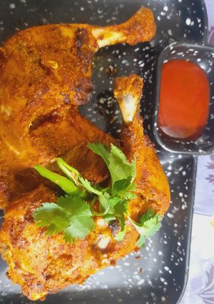 A picture of Roasted chicken leg 🍗peice.