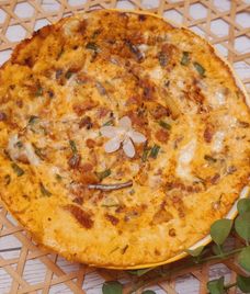 cá cơm chiên trứng