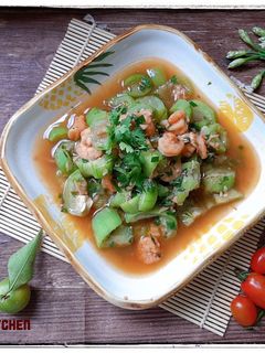 Hình của món Mướp xào tôm.