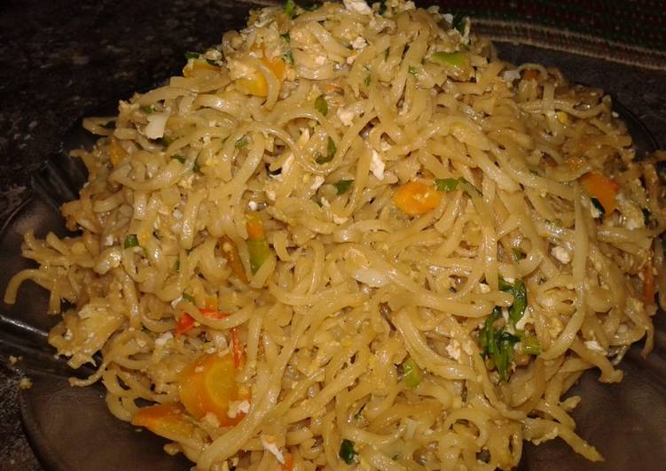 Bagaimana Menyiapkan Mie goreng istimewa (mudah dan enak), Lezat Sekali