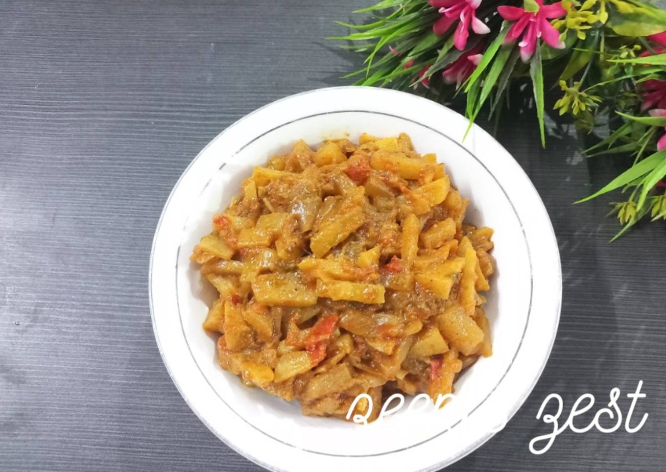 Khopra Masala Aloo or Potatoes with Dry Coconut