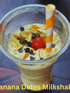 A picture of Banana Dates Milk Shake.