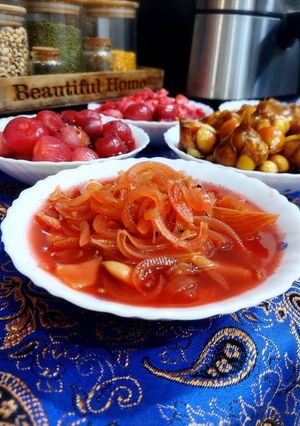 عکسی از دستور ترشی خلال پیاز