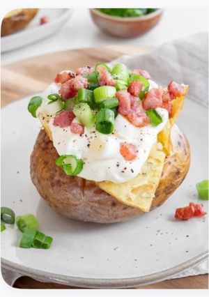 Zdjęcie przepisu Pieczone ziemniaki 556 kcal.