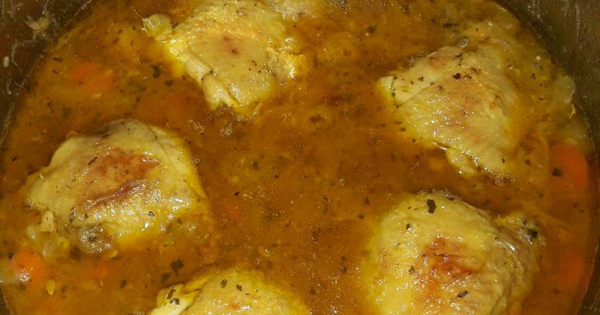 Traseros de pollo en salsa Receta de Patricia Garcia- Cookpad