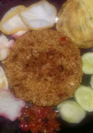 Foto resep Nasi goreng+ sambel geprek