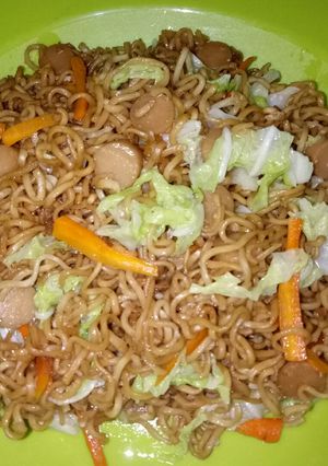 Foto resep Mie goreng sosis simple