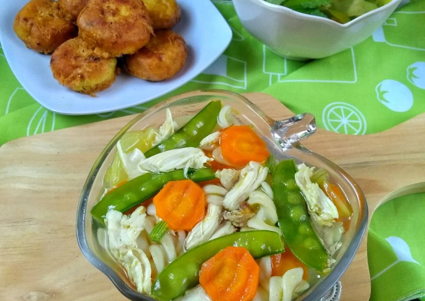 Sup Ayam Suwir Makaroni
