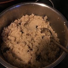 A picture of Moroccan Couscous with raisin (c10min).
