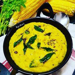 A picture of Sweet corn upma / makai upma.