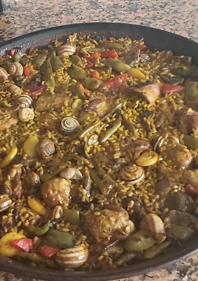 Una foto de Paella valenciana (En leña)