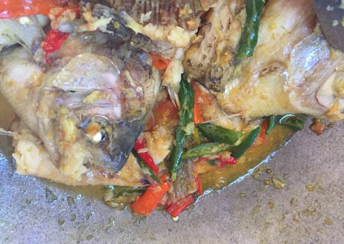 Cara Gampang Membuat Gurame bumbu kuning, Lezat