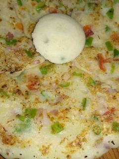रवा उत्तपम (Rava Uttapam recipe in hindi) रेसिपी मुख्य फोटो