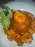 Mofongo con gambones al ajillo