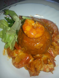 Una foto de Mofongo con gambones al ajillo