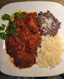 Costillas de Puerco en Adobo con Nopales