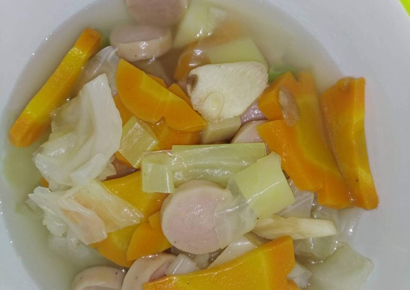 Sup sayur dan sup