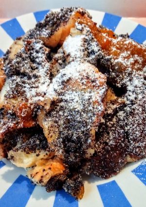 Mákos guba házi őszibarack lekvárral recept fotója
