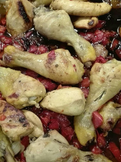 Una foto de Muslos de pollo a la catalana