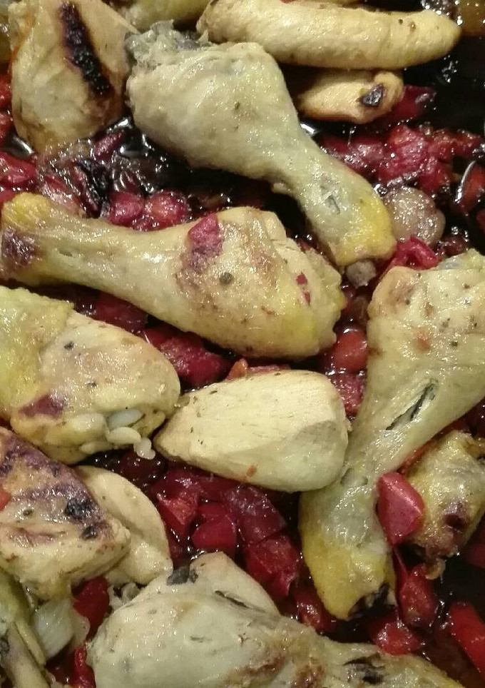 Una foto de Muslos de pollo a la catalana