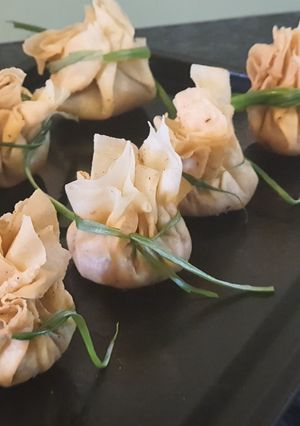 A picture of Crunchy filo parcels.