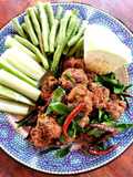 ลาบหมูทอด​