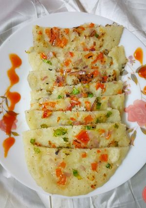A picture of Rawa uttapam.