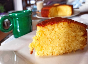Foto principal de Bizcocho húmedo de naranja y coco 🍊🥥