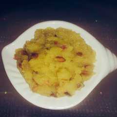 केसर सूजी बादाम हलवा (kesar suji badam halwa recipe in Hindi)-レシピのメイン写真