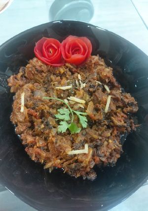 A picture of Mutton with bitter gourd.